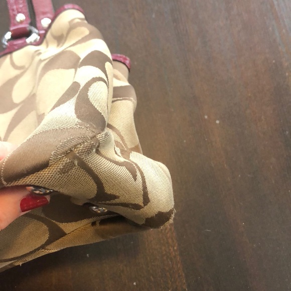 Coach purse - Picture 3 of 8